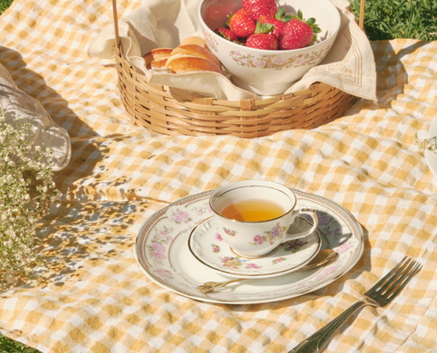 Skincare Ingredient Spotlight: Tea Extracts